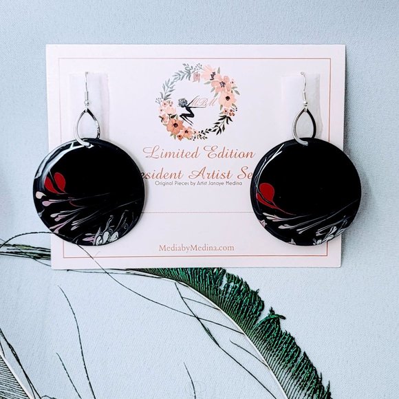 💞MBM Artist Series "Swept Hearts" Resin Earrings - Picture 2 of 9